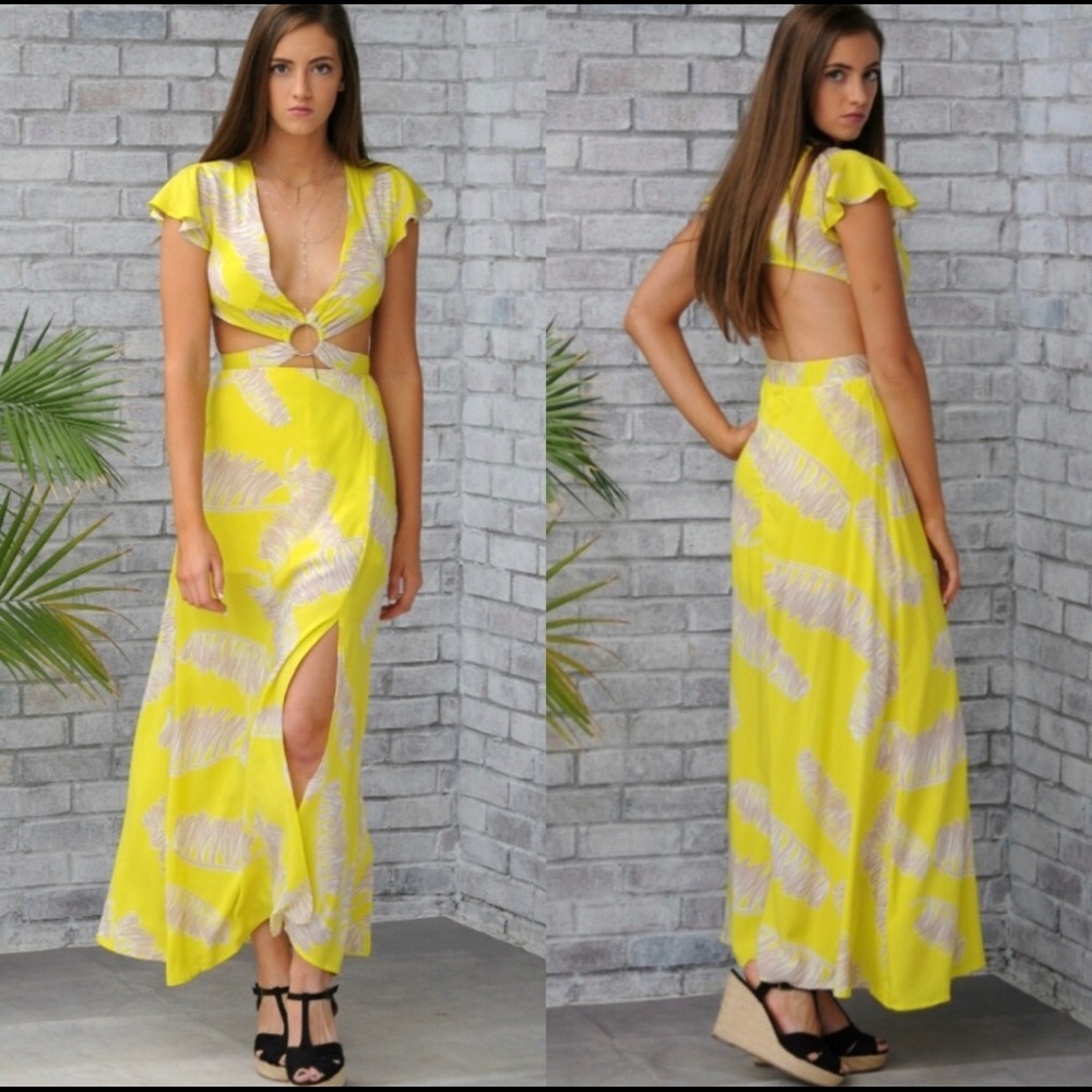 🌻CLEARANCED!! 🌻 Cut Out O Ring Maxi Dress💐 - Picture 3 of 6